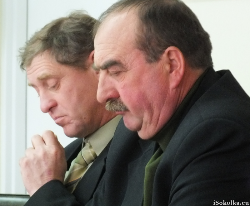 Na wniosek Wojciecha Bułatewicza (z lewej) w Urzędzie Gminy zostanie przeprowadzona kontrola (iSokolka.eu)
